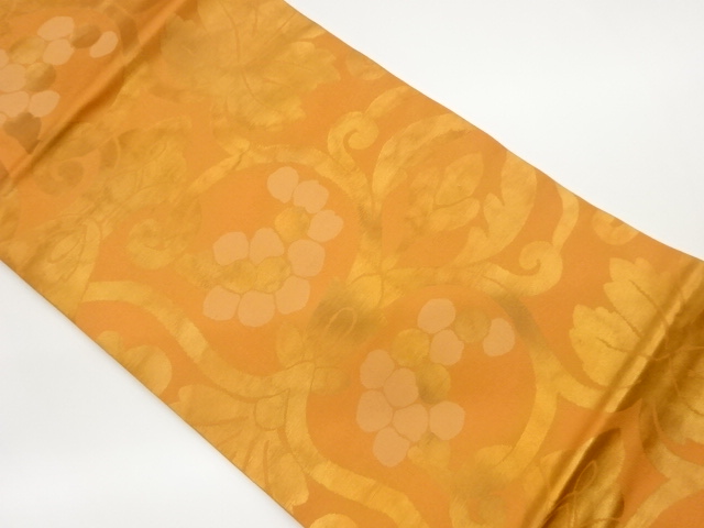 葡萄唐草模様織出し名古屋帯